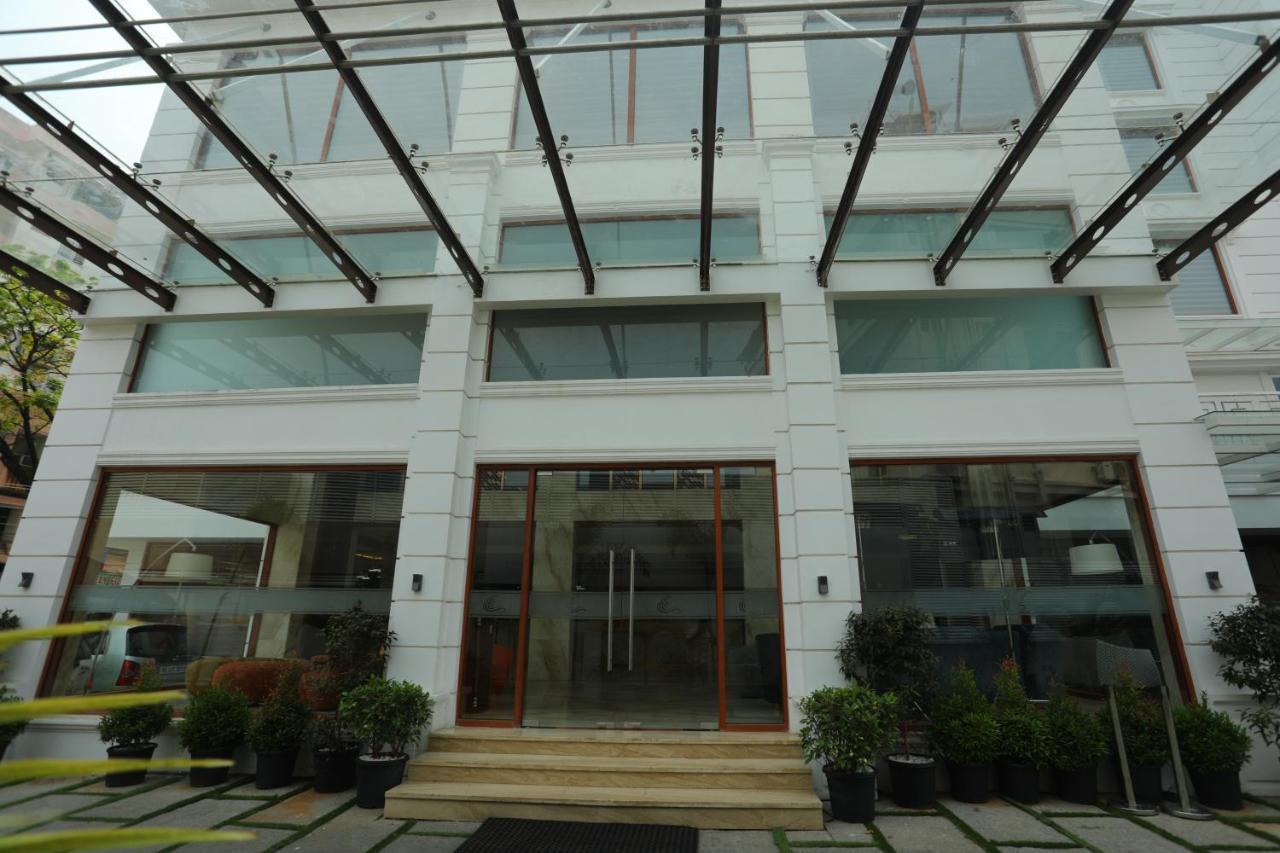 Coral Isle Hotell Kochi Exteriör bild